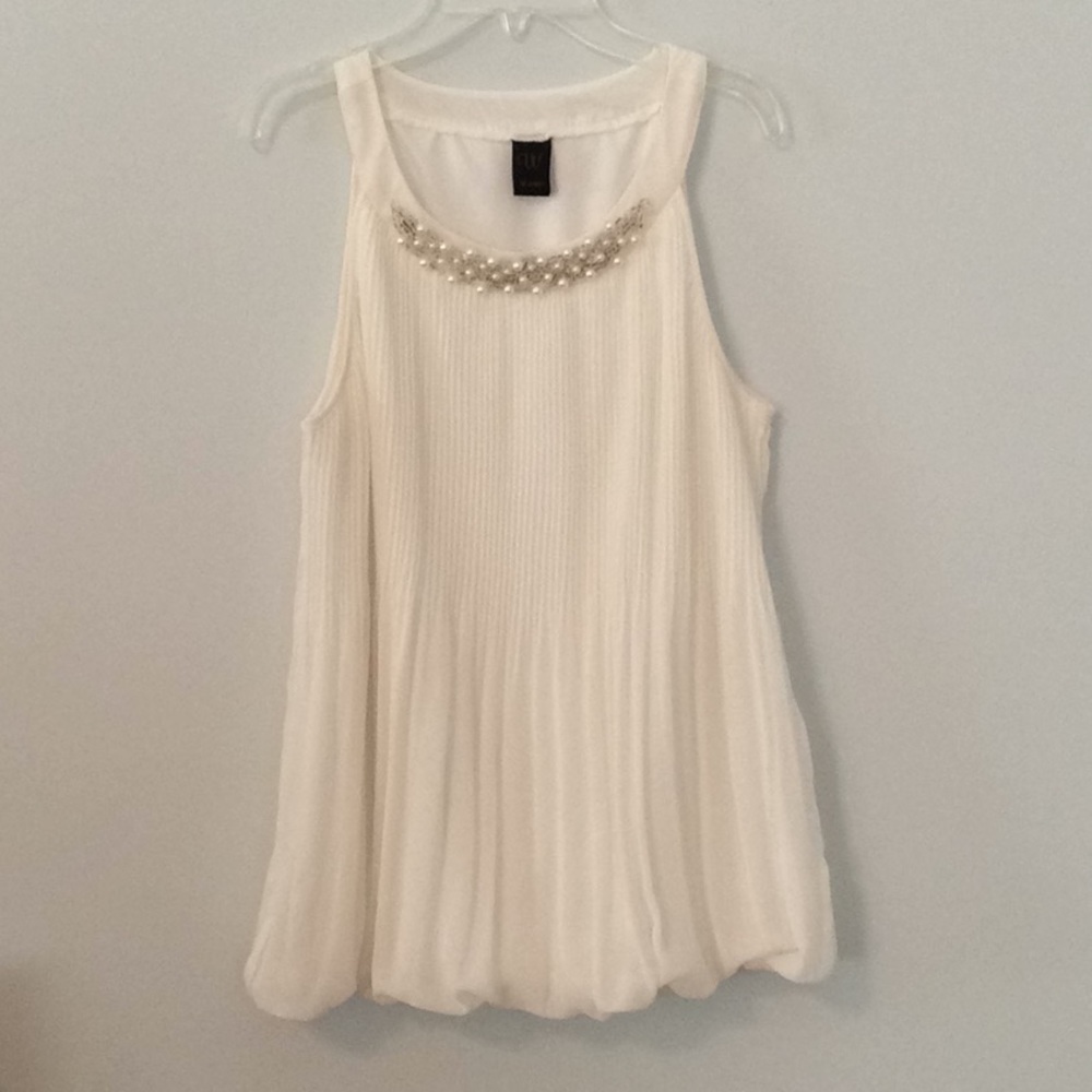 Wrapper sleeveless top